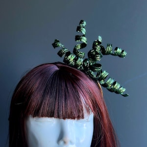 Kersthoofdband Groene krul fascinator Kersthoofddeksel Volwassenen en kinderen