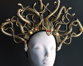 Medusa Costume Crown, Jeweled Snake Head Medusa Crown, Halloween Medusa Cosplay, Gorgon Crown, Serpent Headpiece