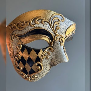 Mens masquerade costume deals