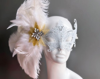 Luxury Women Masquerade Mask - White Bridal Mask - Women feather Mask - Venetian Wedding Mask
