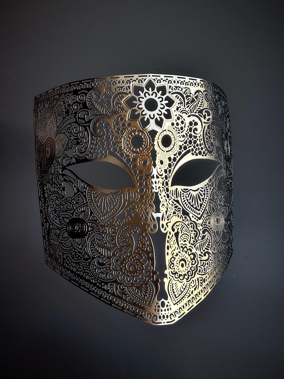 Black Red Full Face Bauta Masquerade Mask Mask Filigree Metal Mask