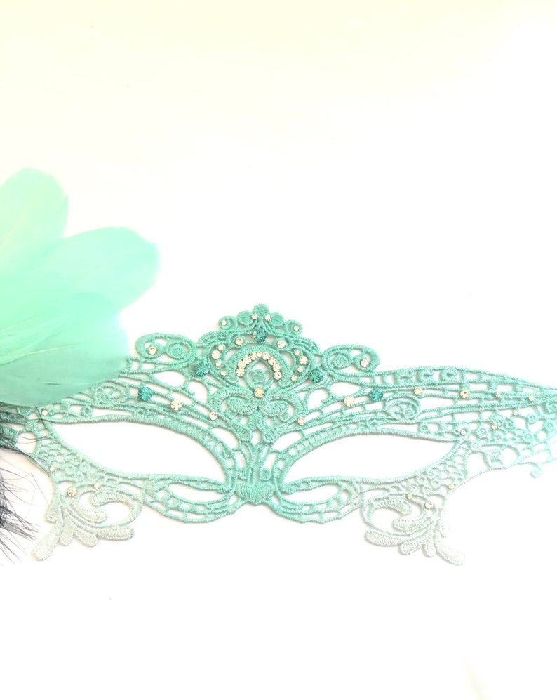 green mint mask