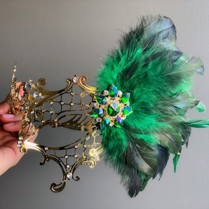 Gold Masquerade Mask, Green Feather Mask, Womens Masquerade Mask, Masquerade Party, Masked Ball, Prom, Elegant Venetian Mask, Wedding Mask