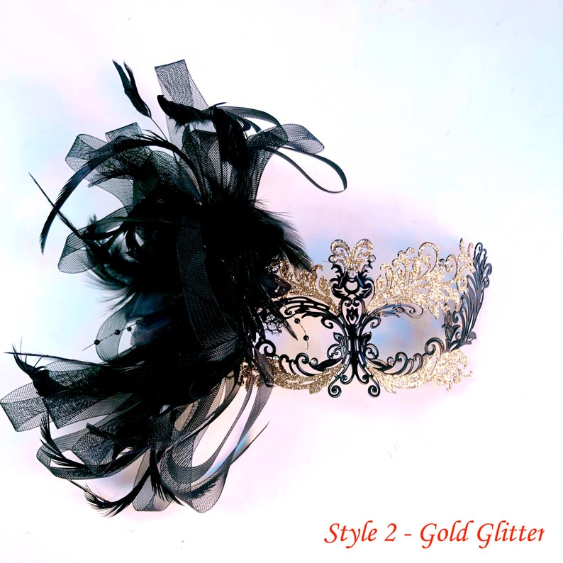 green mardi gras mask