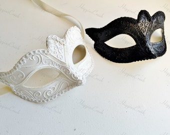 White and Black Masquerade Masks for couples, venetian Masks, Mens Masquerade Mask, Womens Masquerade mask, Party Masks Black and white Mask