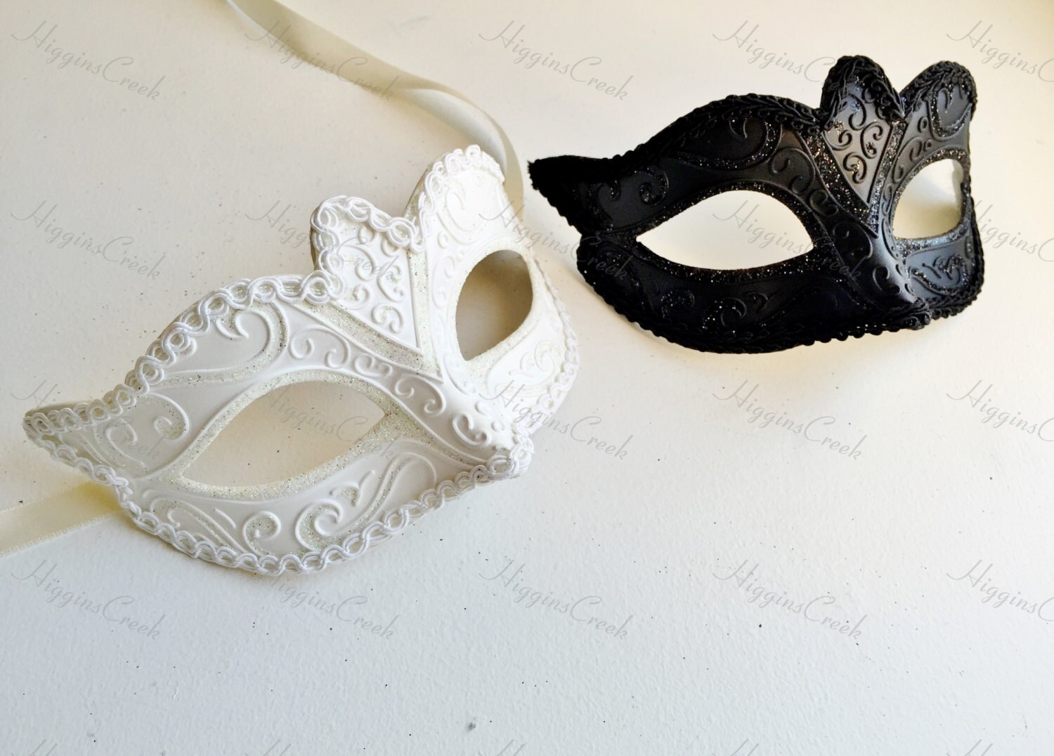 GINZO TRILITH 『Black Masquerade 』 Black & White Classic Masquerade Mask Couples Set With Glitters - Etsy