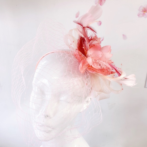 Peach Pink Fascinator Pink Tea Party Fascinator Hat, Elegant luxurious Headpiece,  derby fascinators, Feather Headpiece