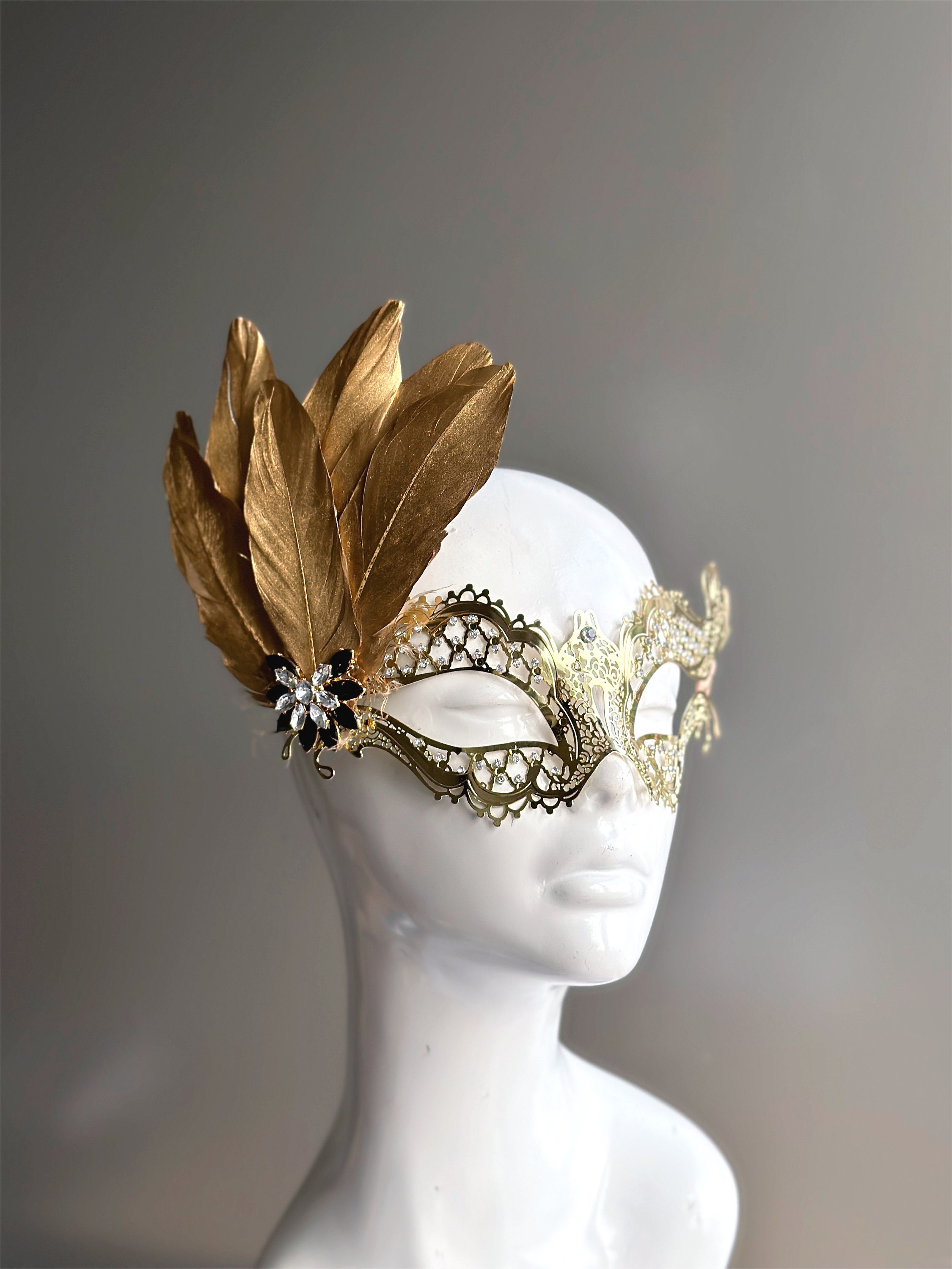 Venetian Mardi Gras Masquerade Mask worn by Elena Gilbert (Nina Dobrev) in  The Vampire Diaries