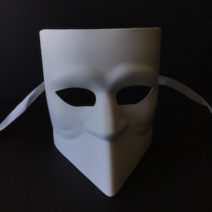 DIY Men&#39;s Mask Full Face Mask bauta mask blank bauta mask in white primer coat for DIY project