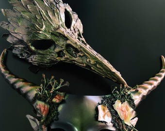 緑の森の角と疫病の鳥の頭蓋骨のカップルの仮面舞踏会マスク - Etsy 日本