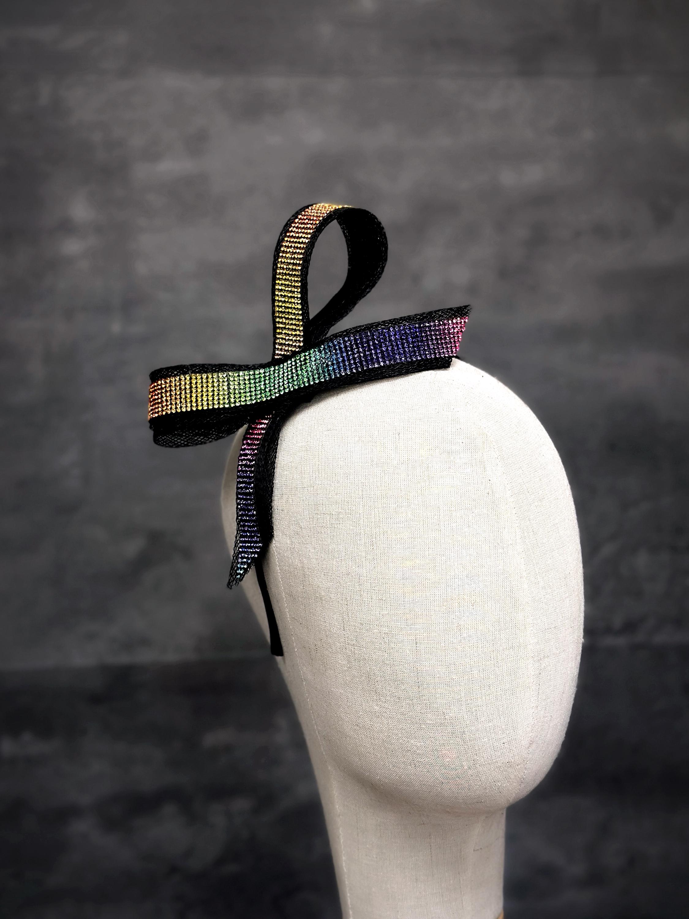 Boderier LGBTQ Pride Stirnband Mit Regenbogen Kristallen – Stylisches Accessoire Für Pride-Partys & Feiern