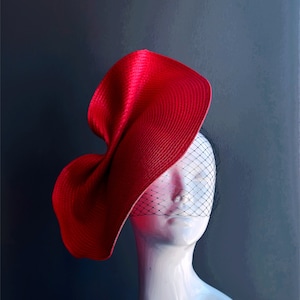 Roter Fascinator Hut Damen schwarz Tüll - Schlicht Elegant