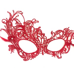 Red masquerade mask, woman lace masks jewels for christmas party masquerade ball halloween