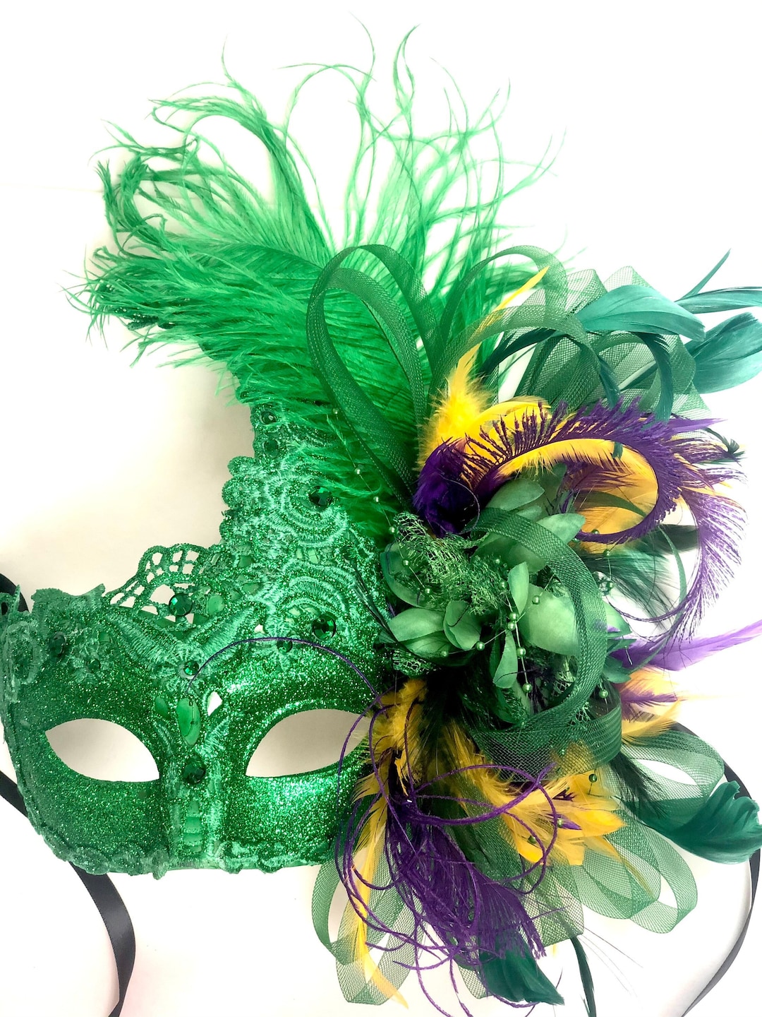 Mardi Gras Women Mask, Masquerade Mask With Veil and Feathers, Women's Mardi Gras
