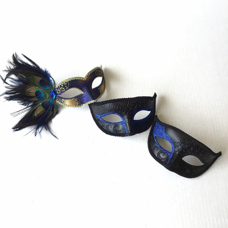 Elegant Blue Peacock Feathers Masquerade Ball Mask Mens One Eye Or Two Eye Blue Glitter Royal Blue Masquerade Ball Masks Couples