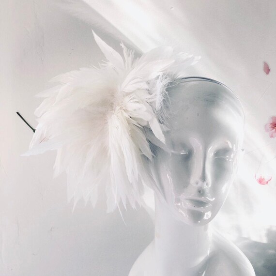 Diner En Blanc White Feather Fascinator 