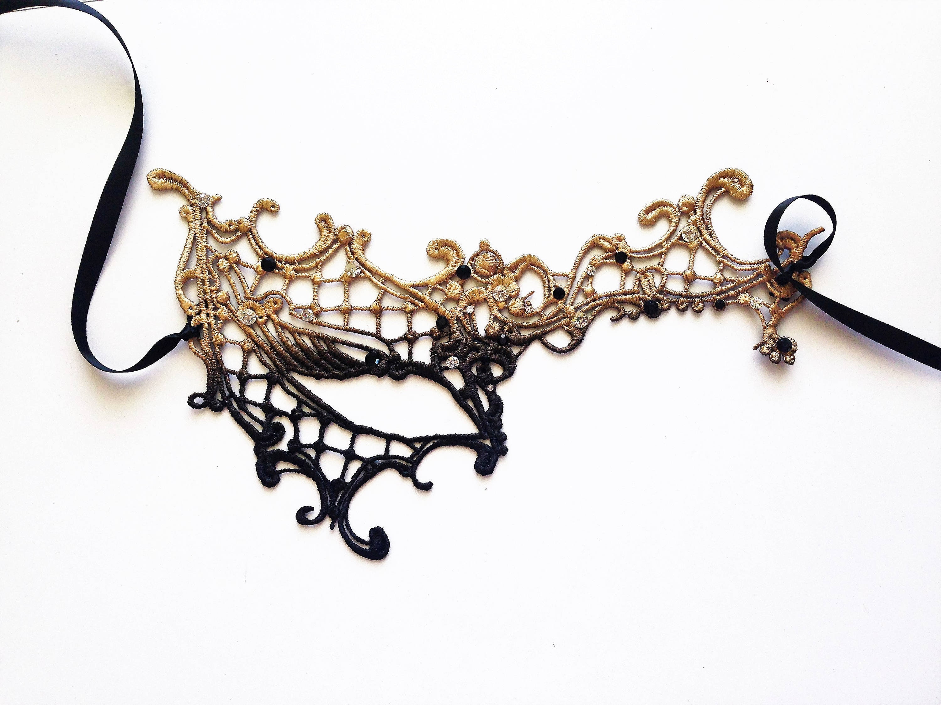 Women Masquerade Mask Gold Lace Phantom Half Face Design With ...