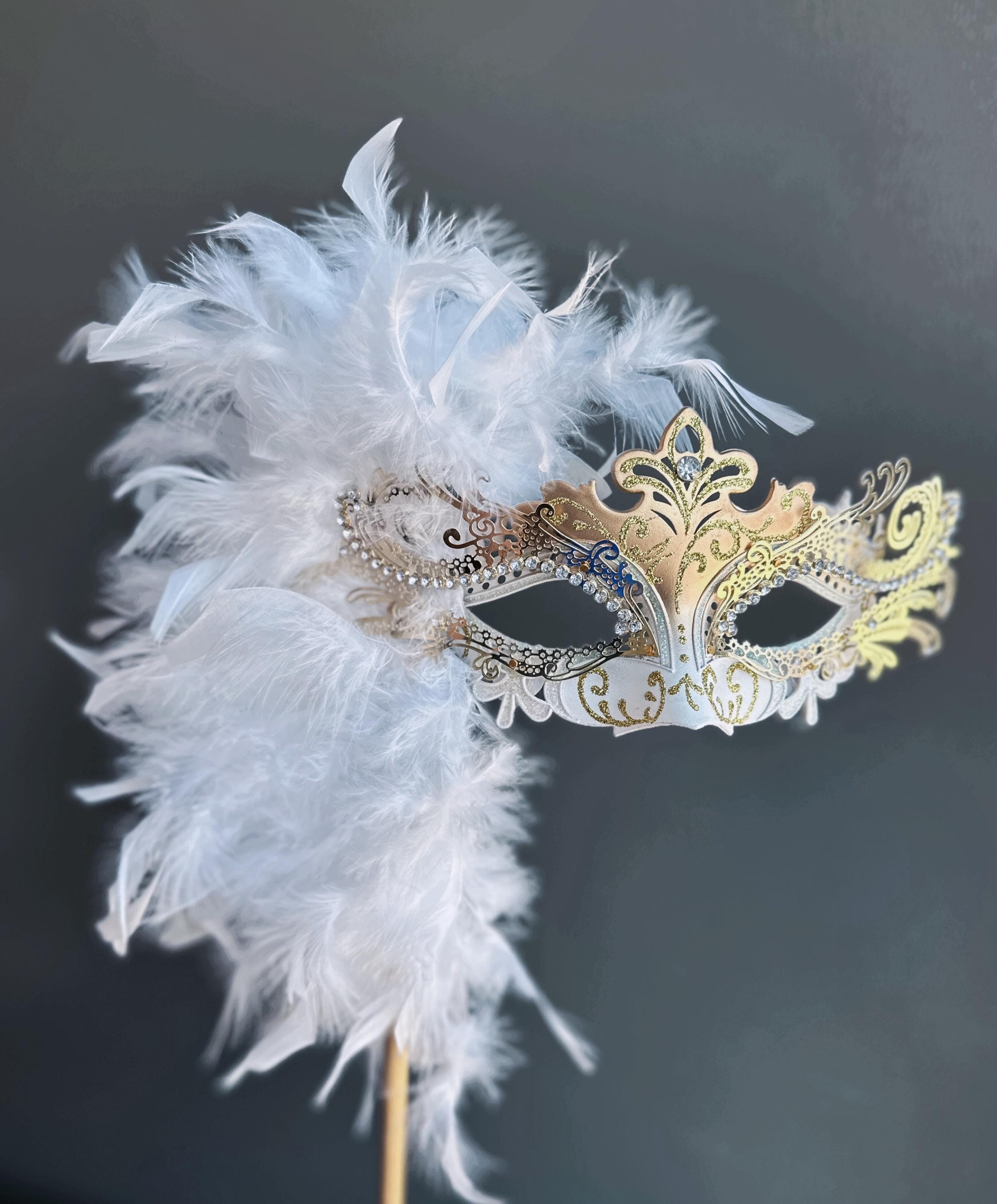 ブラッシュピンクの仮面舞踏会マスク、棒付き仮面舞踏会マスク