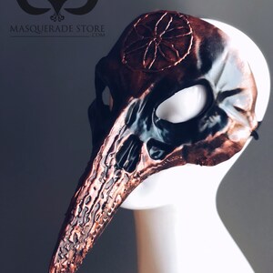 Maschera del teschio della strega del corvo, copricapo rituale del teschio della strega pagana della ruota di margherita immagine 6