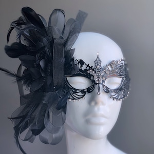 Princess Masquerade Ball Mask Feather Womens black feather Masquerade Mask for prom, Wedding, Masquerade Party, Feather Mask, Party Mask