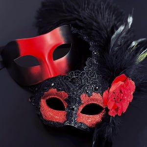 Black Red Couples Masks, Feather Mask, Venetian Mask, Couples Party Masks, Masquerade Masks, Prom Mask Set, Renaissance Masks