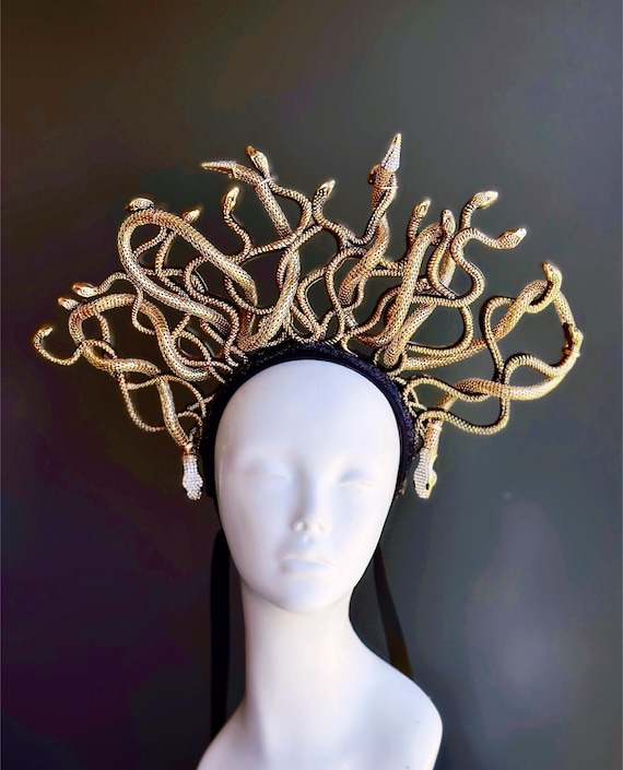 Set De Accesorios De Disfraz De Medusa Para Mujer - Diadema, Collar, Pulsera, Pendientes Y Tatuaje Facial De Serpiente Dorada, Ideal Para Halloween, Carnaval Y Cosplay De Diosa Griega