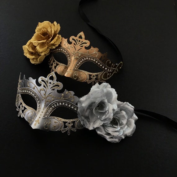 Masques de mascarade pour femmes, masques vénitiens à fleurs à thème  argent/or, Bal masqué, Masque de fête costumée -  Canada