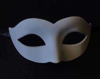 Maschera bianca fai da te per bambini