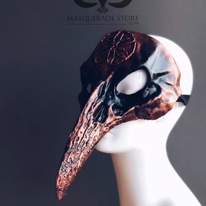 Maschera del teschio della strega del corvo, copricapo rituale del teschio della strega pagana della ruota di margherita immagine 4