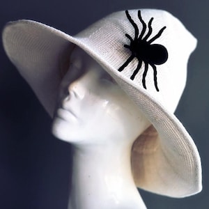 Halloween Costumes - White witch hat with Spider - Fun witch Hat