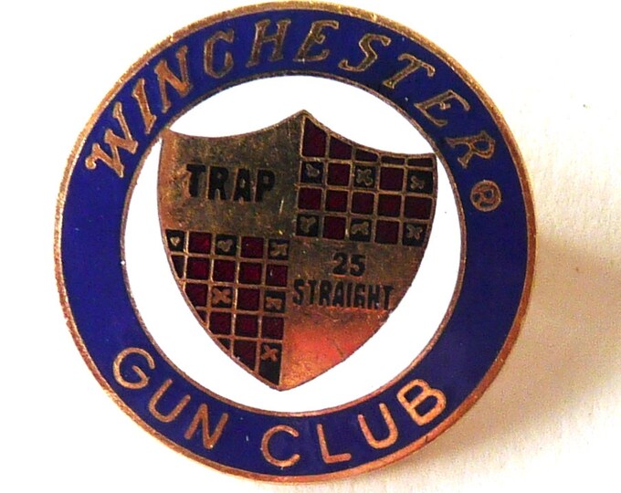 Winchester Gun Club Trap 25 Straight Advertising Pin Shooting Ammo