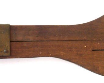 Wood rug punch hooker shuttle tool antique vintage brass Victorian hooking crafts home arts