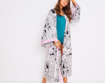 Niko Maxi Kimono Robe in Black/Pink