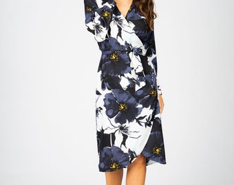 Noelle Wrap Dress in Bloom