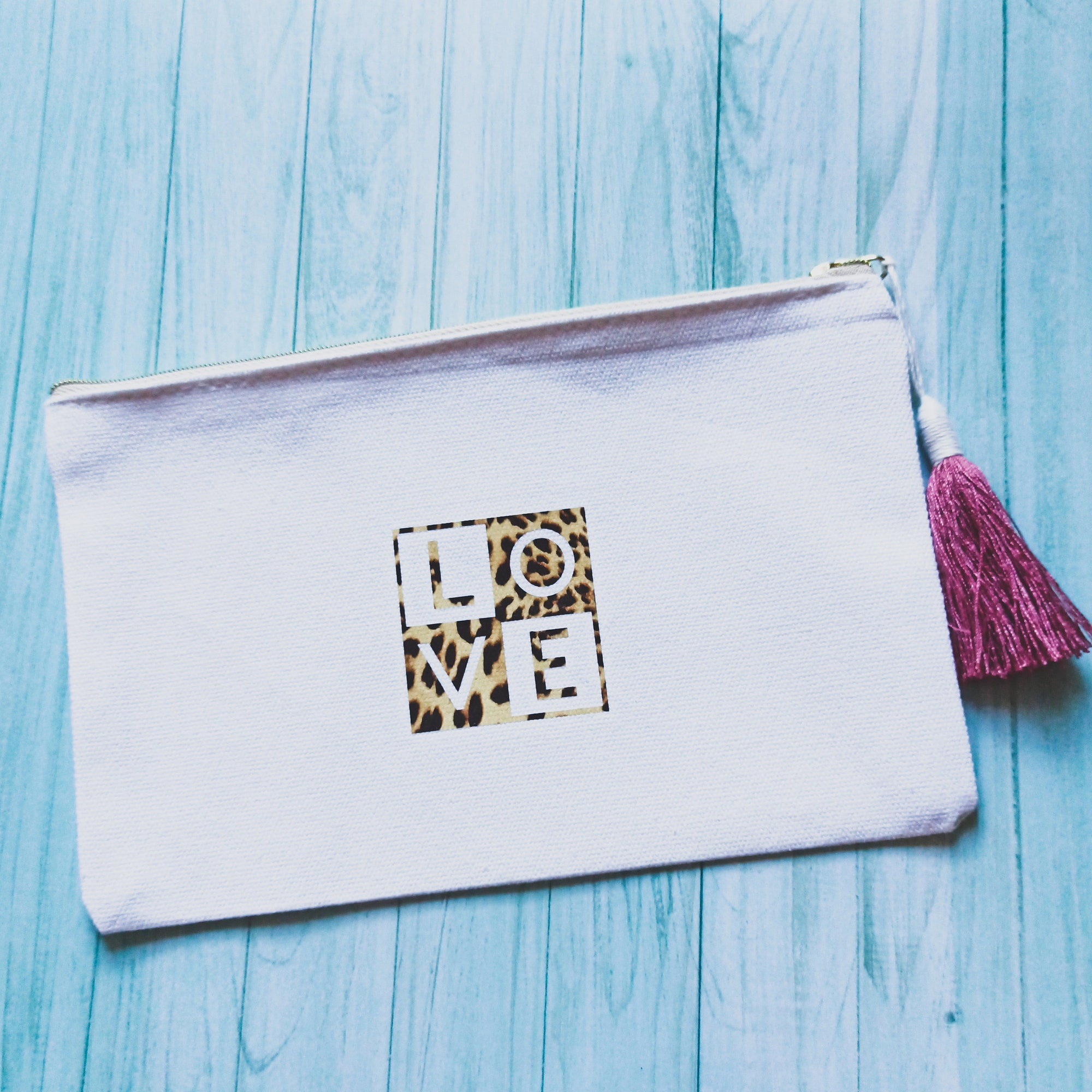 Discover Bolsa Con Cremallera Love