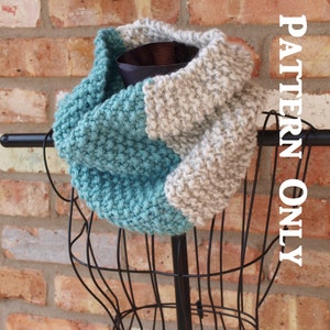 PATTERN SALE Knit cowl scarf pattern.  Color blocked, garter stitch cowl, seed stitch, moss stitch cowl, beginner cowl, easy scarf pattern