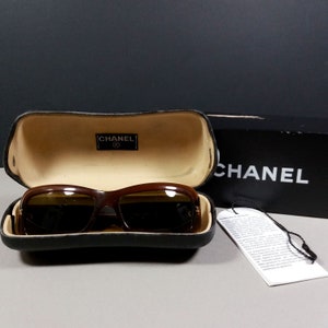Sergio Tacchini deadstock sunglasses oval-rectangular front matte gunmetal /& black ST logo temples Vintage NOS 1980s