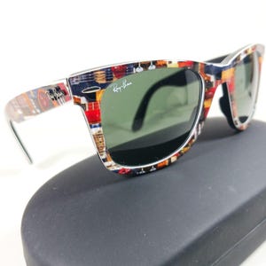 Ray Ban RB 2140 1121 Mehrfarbige Gitarren-Druck Sonderserie # 9 Sonnenbrille