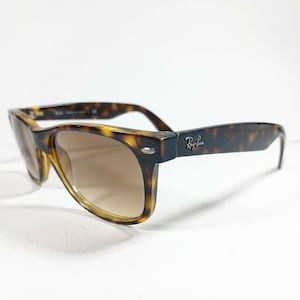 Ray Ban RB 2132 710/51 Tortoise Brown New Wayfarer Gradient Sunglasses w/Case image 4