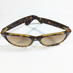 Ray Ban RB 2132 710/51 Tortoise Brown New Wayfarer Gradient Sunglasses w/Case image 6