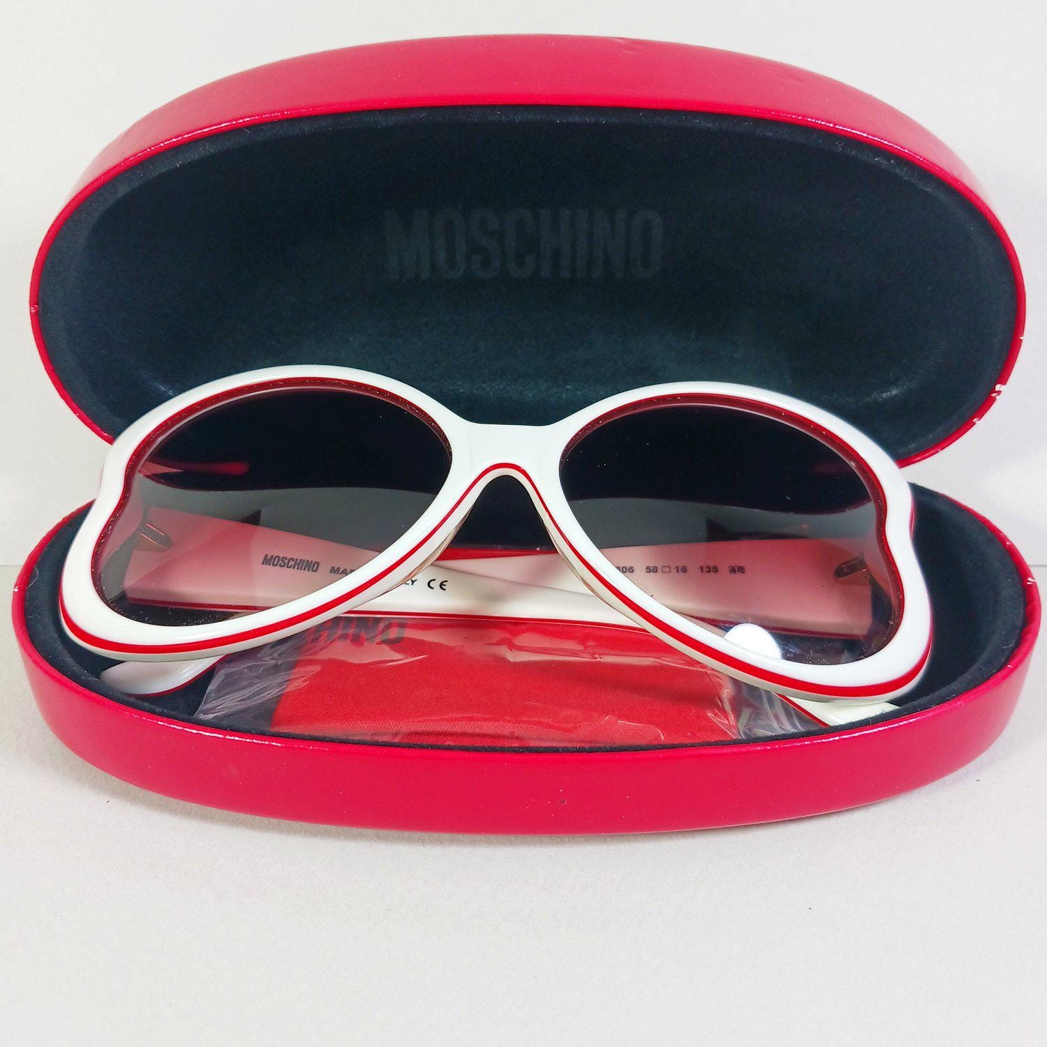 Moschino Eyewear セーフティピン サングラス | ブラック