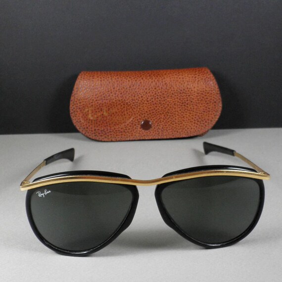 ray ban gold and black aviators