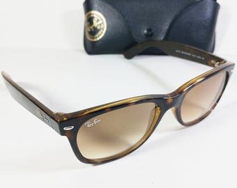 Gafas de sol unisex Ray Ban RB 2132 710/51 New Wayfarer marrón tortuga con estuche