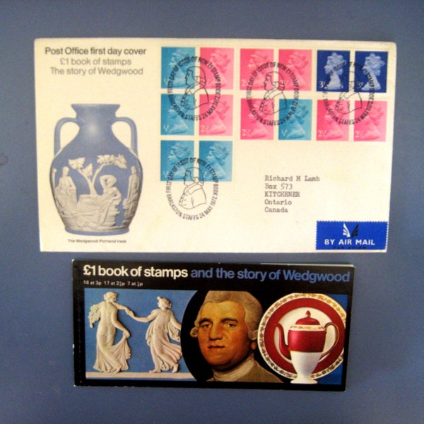 Great Britain GB Machin Stamps, DX1 The Story Of Wedgwood, 1 Pound Prestige Booklet and First Day Cover FDC issued May 24, 1972