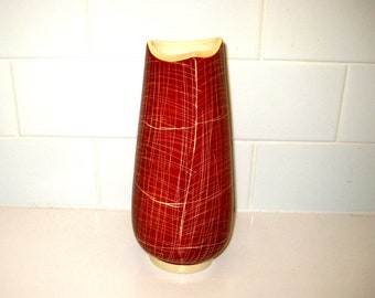 Carlton Ware Linen Sgrafitto Pattern 7.5 inch Chocolate Brown Mid Century Modern Vase