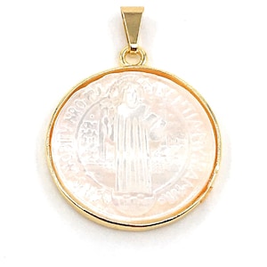 Mother of Pearl St. Benedict Medal, Shell Medallion, San Benito Pendant, Medalla San Benito, Catholic Gifts, Religious jewelry, Santos