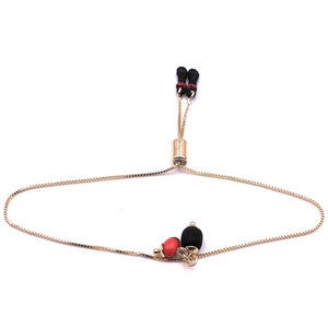 Dainty Jet Stone Bolo Bracelet, Simple Chain Bracelet, Azabache Charm, Lucky Hand Pendant, Protection Azabache, Women Bracelet