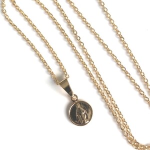 Petite Miraculous Medal Necklace, Virgin Mary Coin Pendant, Delicate Blessed Mother Medal, Dainty Charm Necklace, Medalla Virgen Milagrosa
