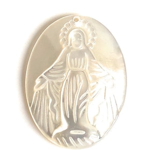 Mother of Pearl Miraculous Medal, Virgen de La Milagrosa, Virgin Mary Shell Pendant, Virgin Mary Charm, Madre Perla, Virgin Mary Jewelry