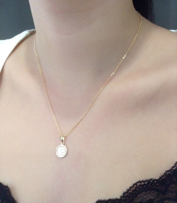 Primera Comunión Medalla Pendant Necklace 1st Communion Cadena 24” Oro Laminado